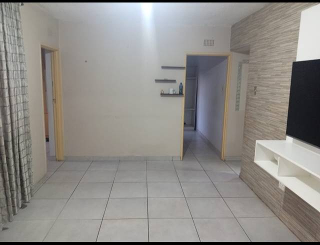 3 BEDROOM FLAT TO LET IN BRACKENHAM